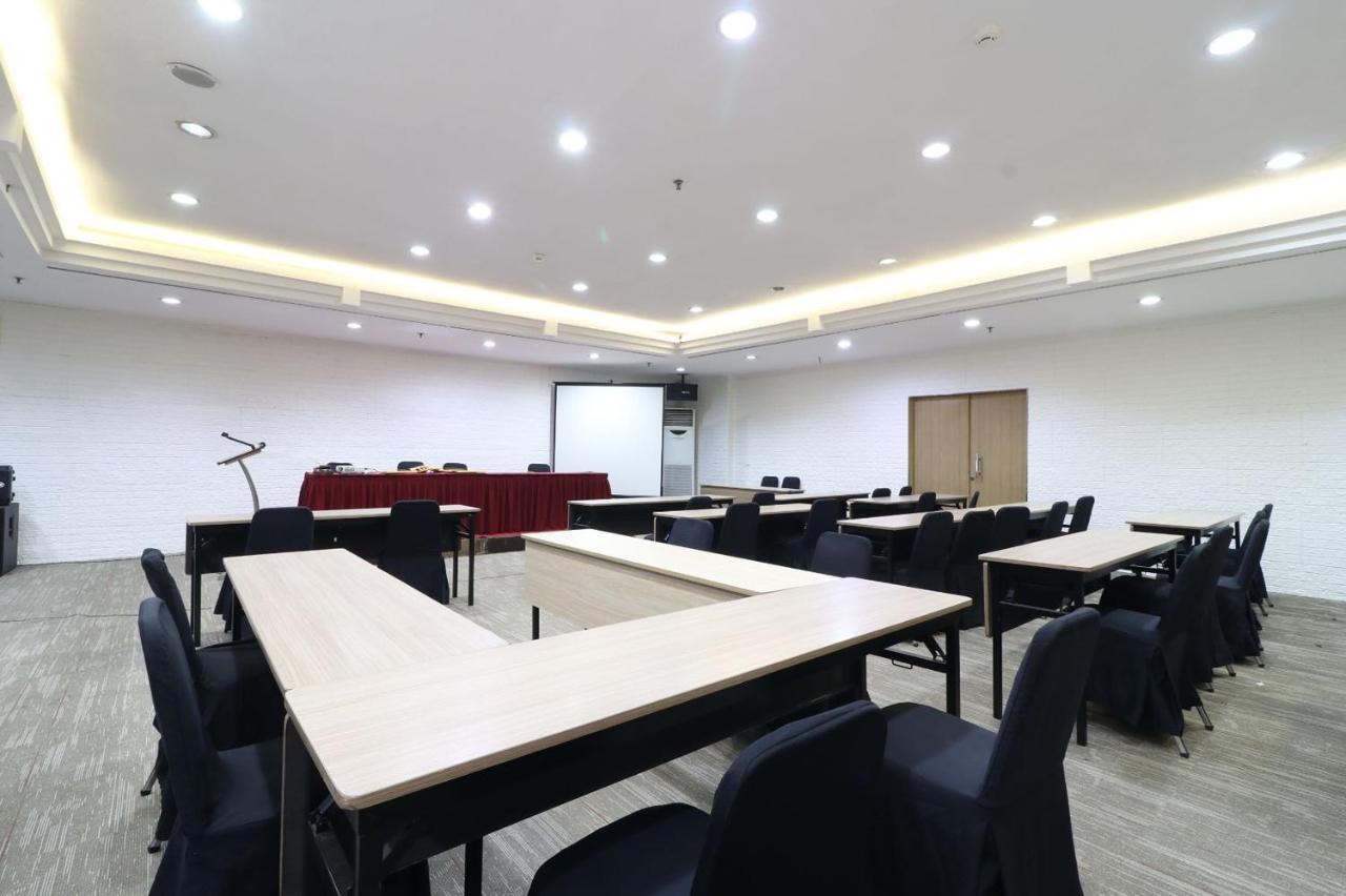 Tamarin Hotel Jakarta Manage By Vib Hospitality Management Esterno foto