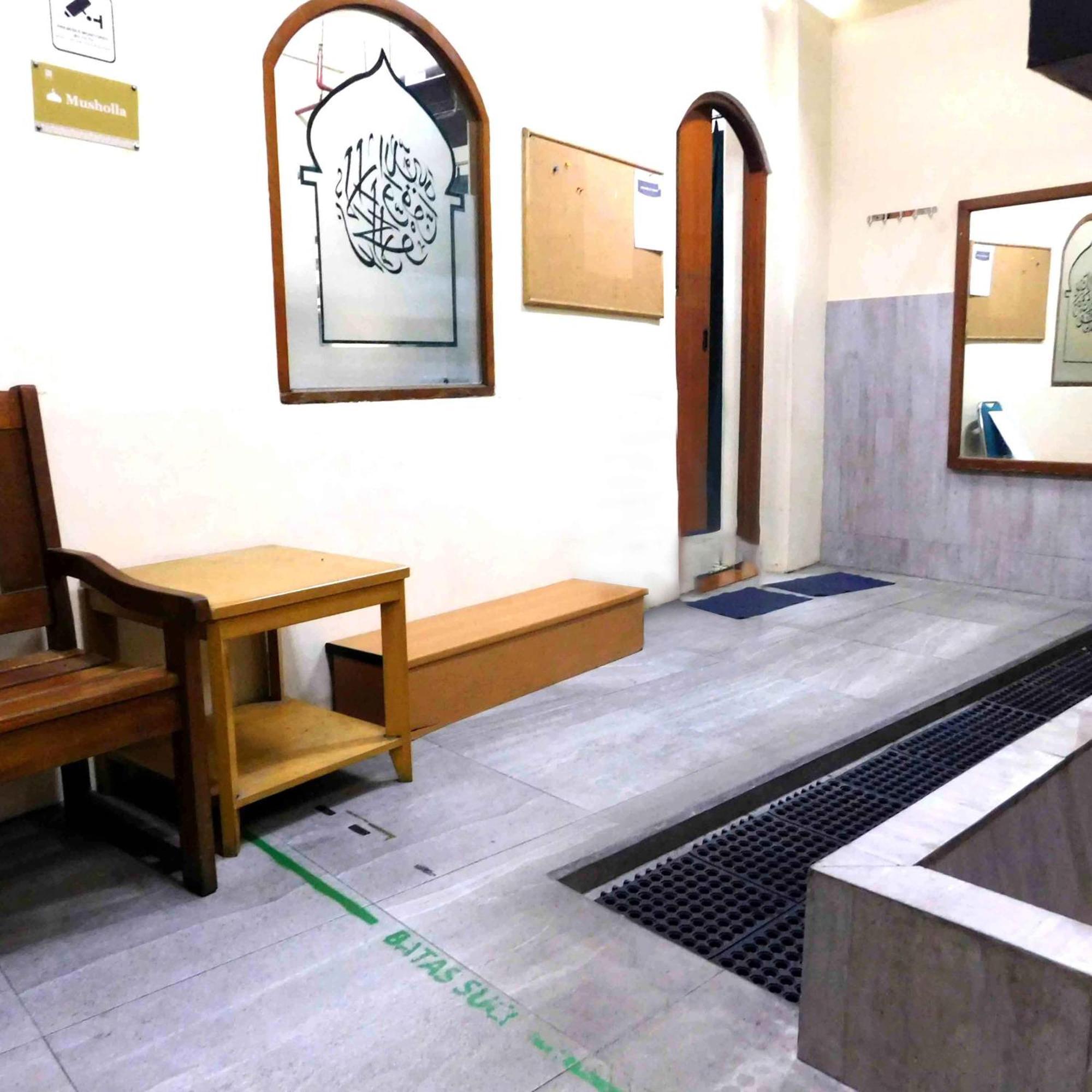 Tamarin Hotel Jakarta Manage By Vib Hospitality Management Esterno foto