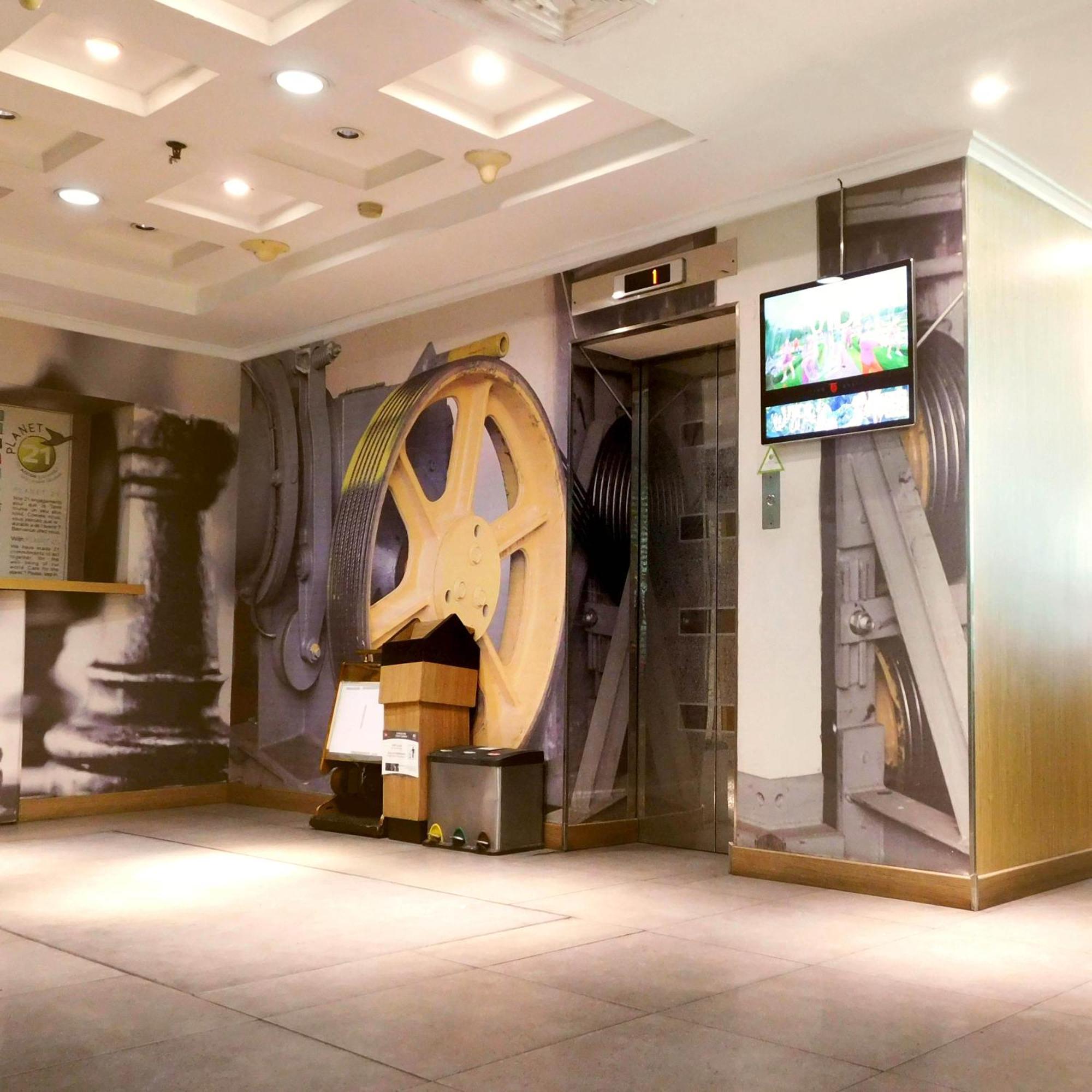 Tamarin Hotel Jakarta Manage By Vib Hospitality Management Esterno foto